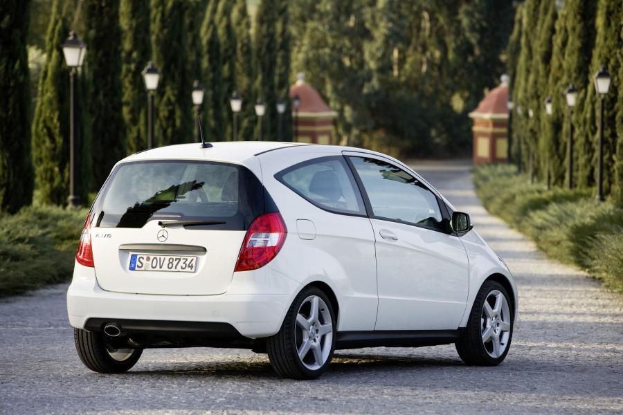  Mercedes-Benz A-Class 3-Door 2009 года  (фото 22 из 28)